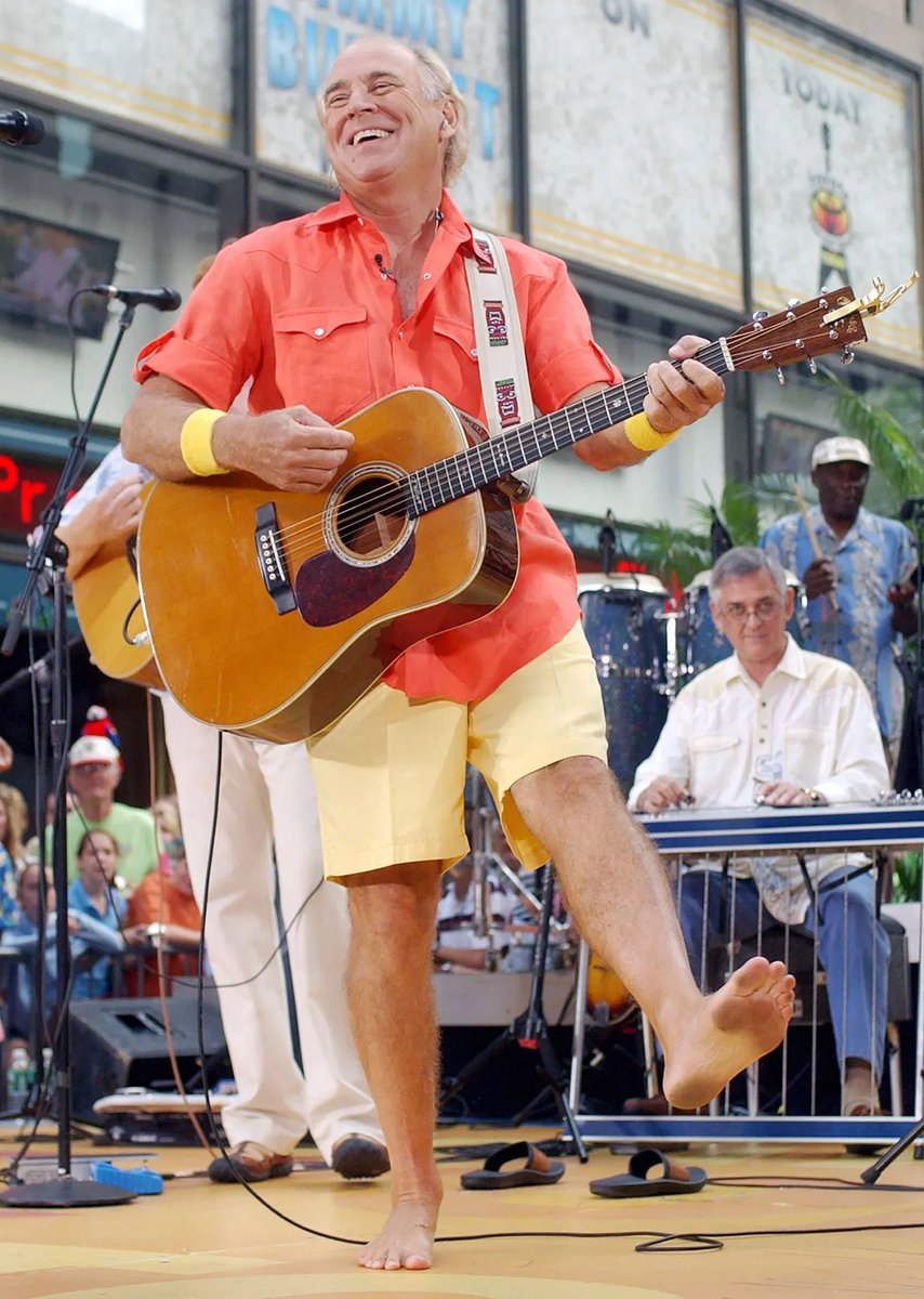 weartv's tweet photo. Rest in Peace 🙏 Legendary singer-songwriter Jimmy Buffett passed away last night at the age of 76. “He lived his life like a song till the very last breath and will be missed beyond measure by so many.”🕊️🌴🎸 https://t.co/uepWZEm4it https://t.co/UXEaozHGv6