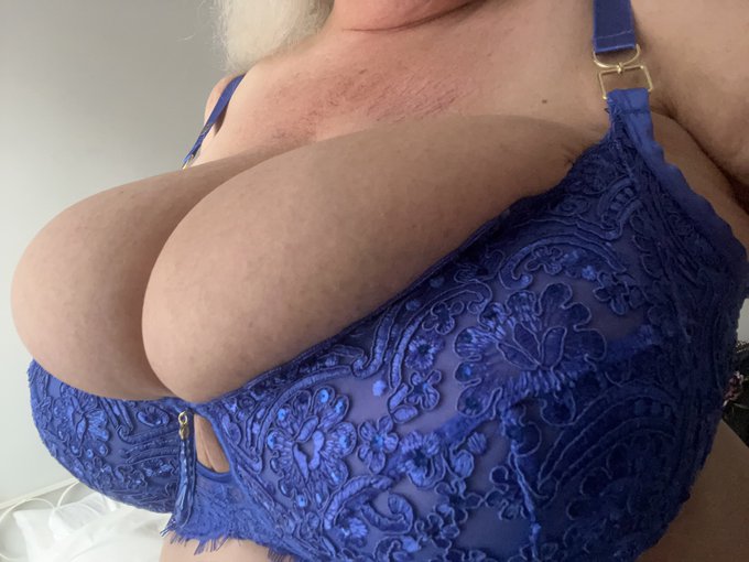 Bit of overspill always fun 🤠 Have a good weekend all you  XXX formerly known as tweeps! https://t.c