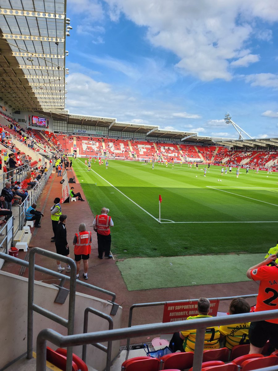 author_king's tweet photo. Away day for the football watching the mighty canaries. @otbc https://t.co/0Q18bO5u4D