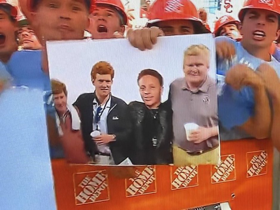 Elite GameDay sign from North Carolina fans <a href="/OldRowSports/">Old Row Sports</a>