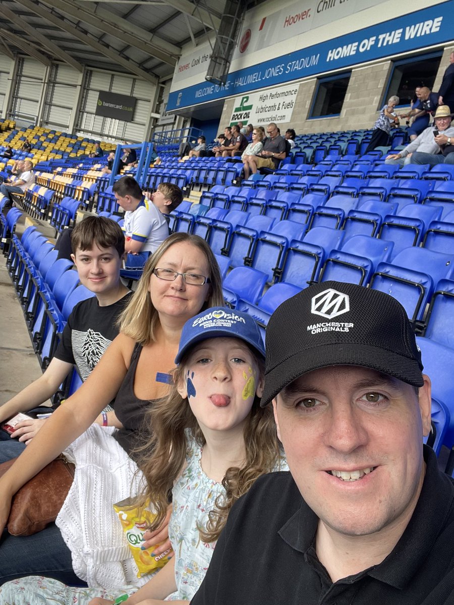 #hooverbestseatsinthehouse @WarringtonRLFC