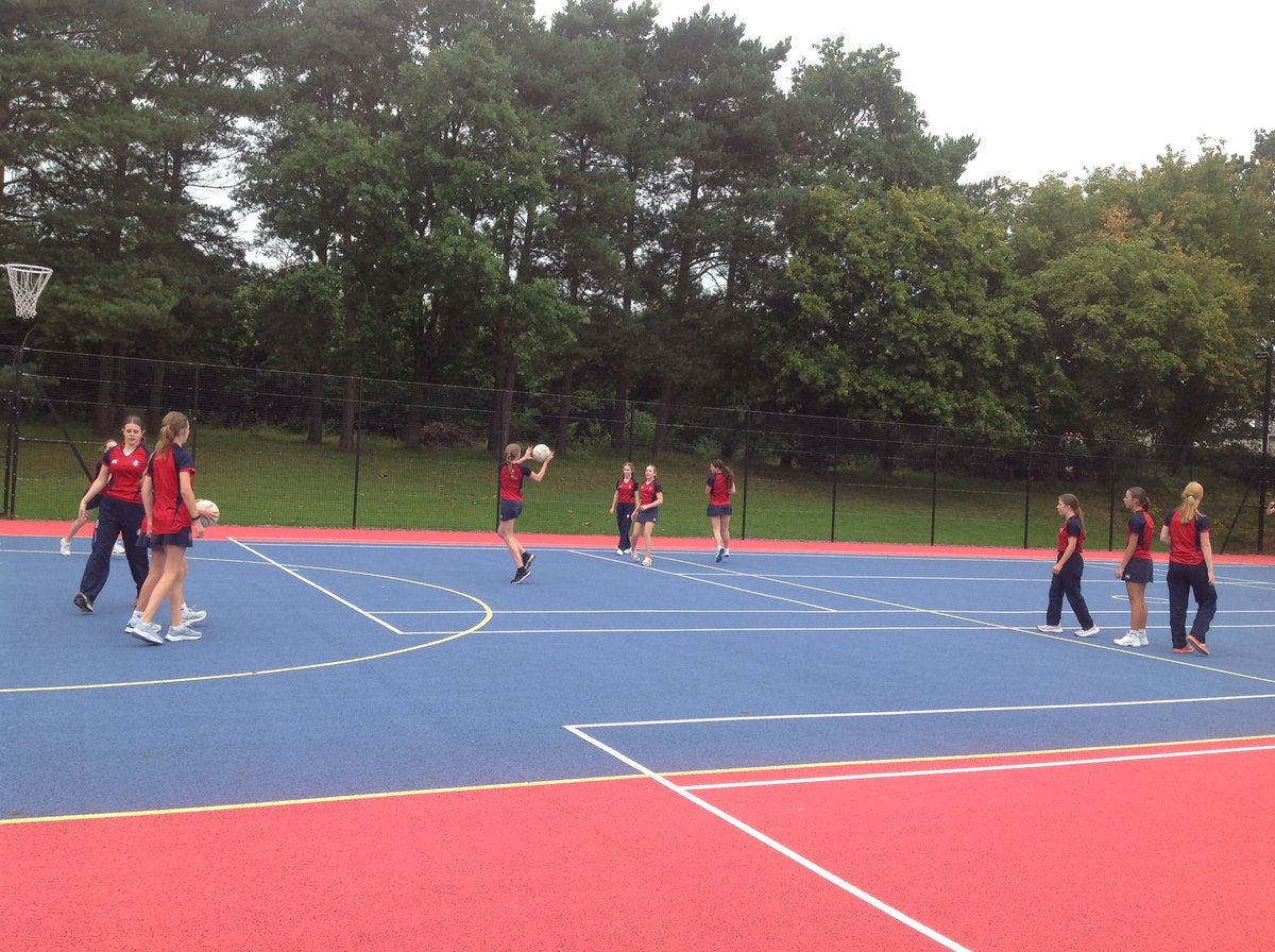 KSWNetball's tweet photo. Thank you @RedmaidsHigh for putting on a very successful pre-season tournament. All players got plenty of game time and enjoyed being back in King’s colours! 🔵🔴⚪️

We now look forward to welcoming everyone back to school next week!

#KSWNetball | @KSW_Sport | @KingsWorcester https://t.co/ysOXyICmlW