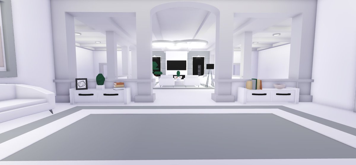 #adoptme
Friendly House in progress 🔨