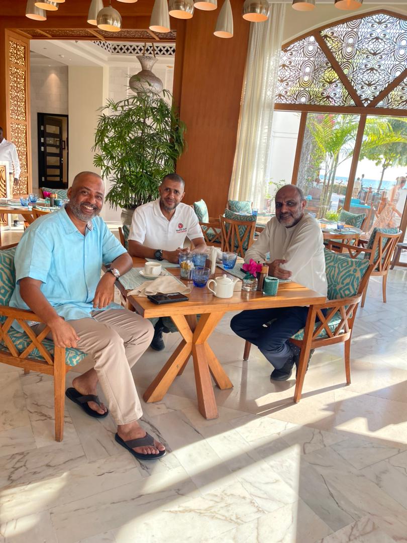 IsmailJussa's tweet photo. Watoto wa Maalim Seif - Mansoor Yussuf Himid, Eddy Calipso na Ismail Jussa - leo hii tukiwa Park Hyatt Hotel, Zanzibar. https://t.co/EzOjPTtRTx