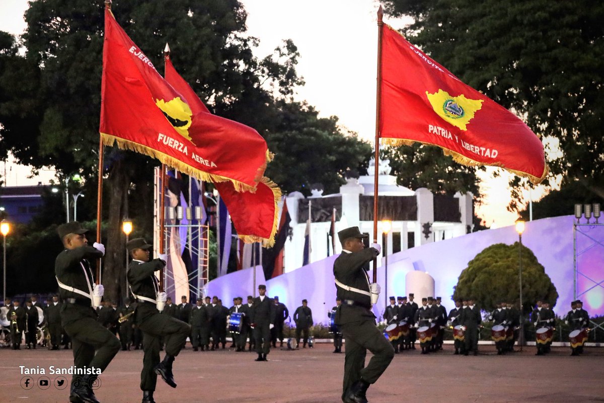 2 de septiembre 44 Aniversario de la Fundación del Ejército de #Nicaragua. ✊🏽👊🏽 #PatriaBenditayLibre