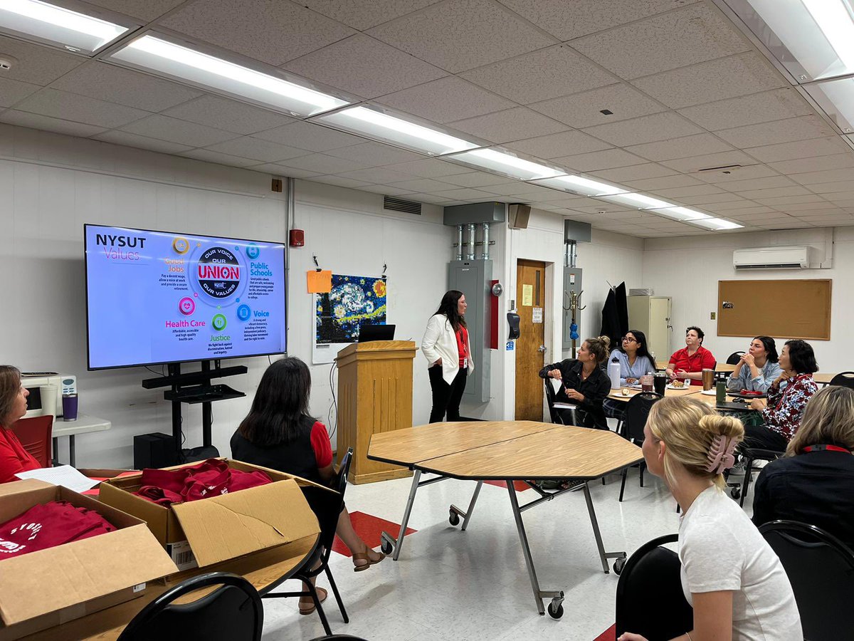 SyossetTA's tweet photo. New Teacher Orientation 2023. Good luck to all our new STA members! https://t.co/0wrf65lG7W
