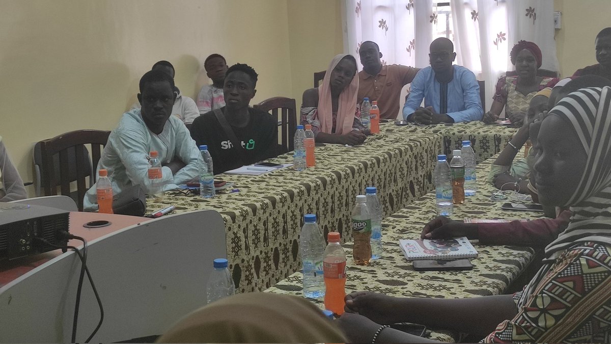 dramevision's tweet image. La deuxième session avec @MerlinMoptika sur les notions de bases de la photographie. 
#BlogDay2023 
#Doniblog