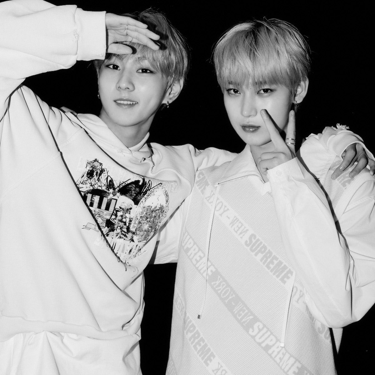 wifehearted's tweet photo. “darling, lean your weight to me”

     a sunwon drabble
     on scheduled emails
     and heavy hearts https://t.co/ixRrp4kwRp