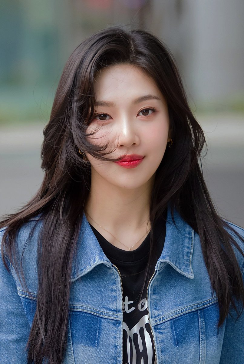 Drop the tags for our birthday girl!!

HAPPY BIRTHDAY JOY
#바로오늘이야_조이_벌쓰데이
#수영아_네가웃으면_우리도좋아
#BeThereforJoyDay