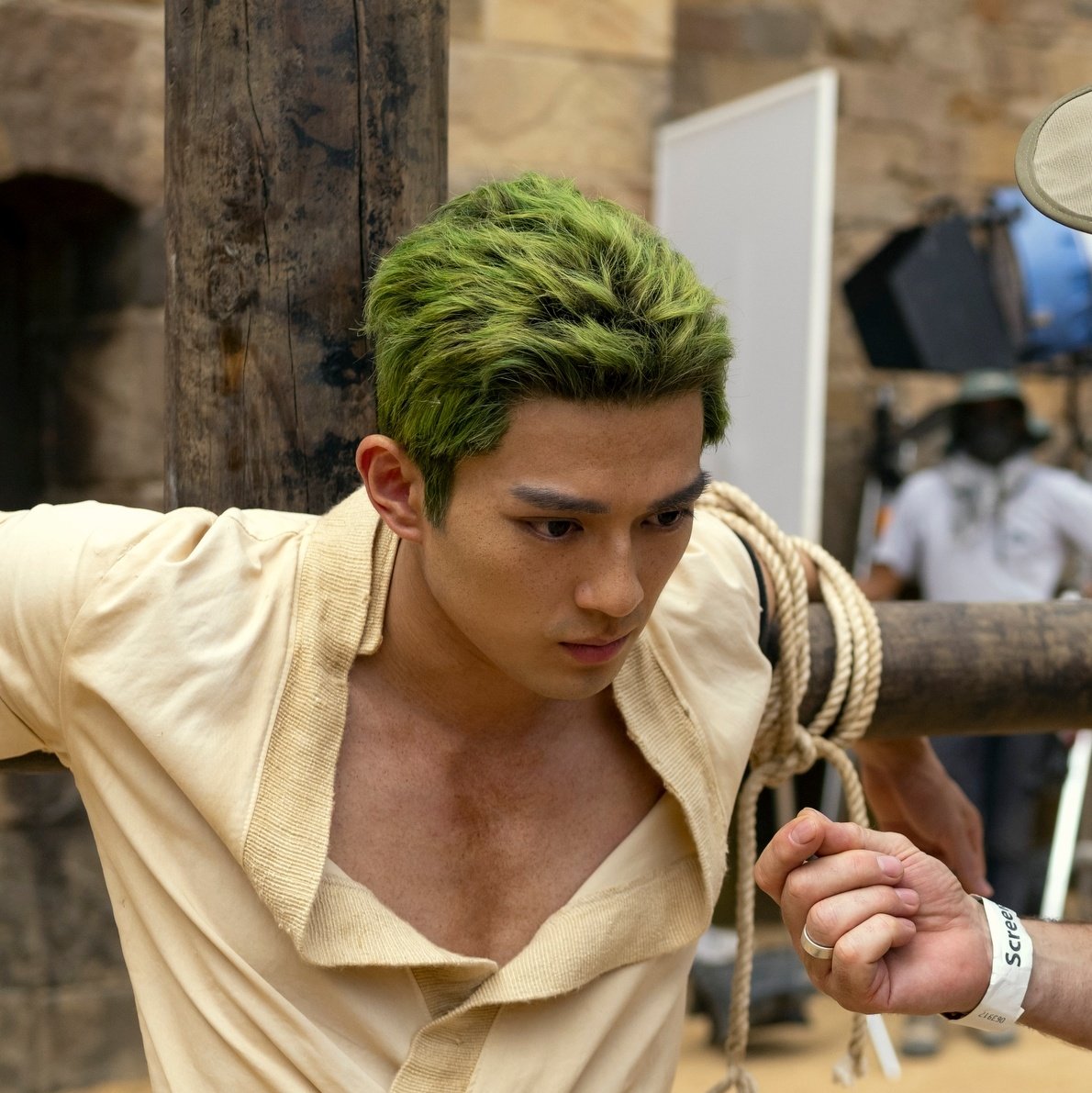 philazora's tweet photo. Zoro vs Mackenyu 😆 https://t.co/9nyIOjG8MZ