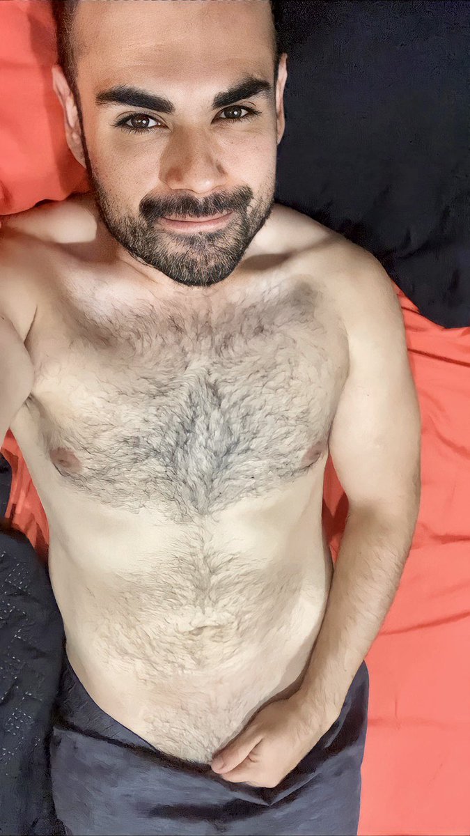 LeMorphine's tweet photo. Si el plan no sale, siempre existirá OF 😂 https://t.co/AIWFPMuySA