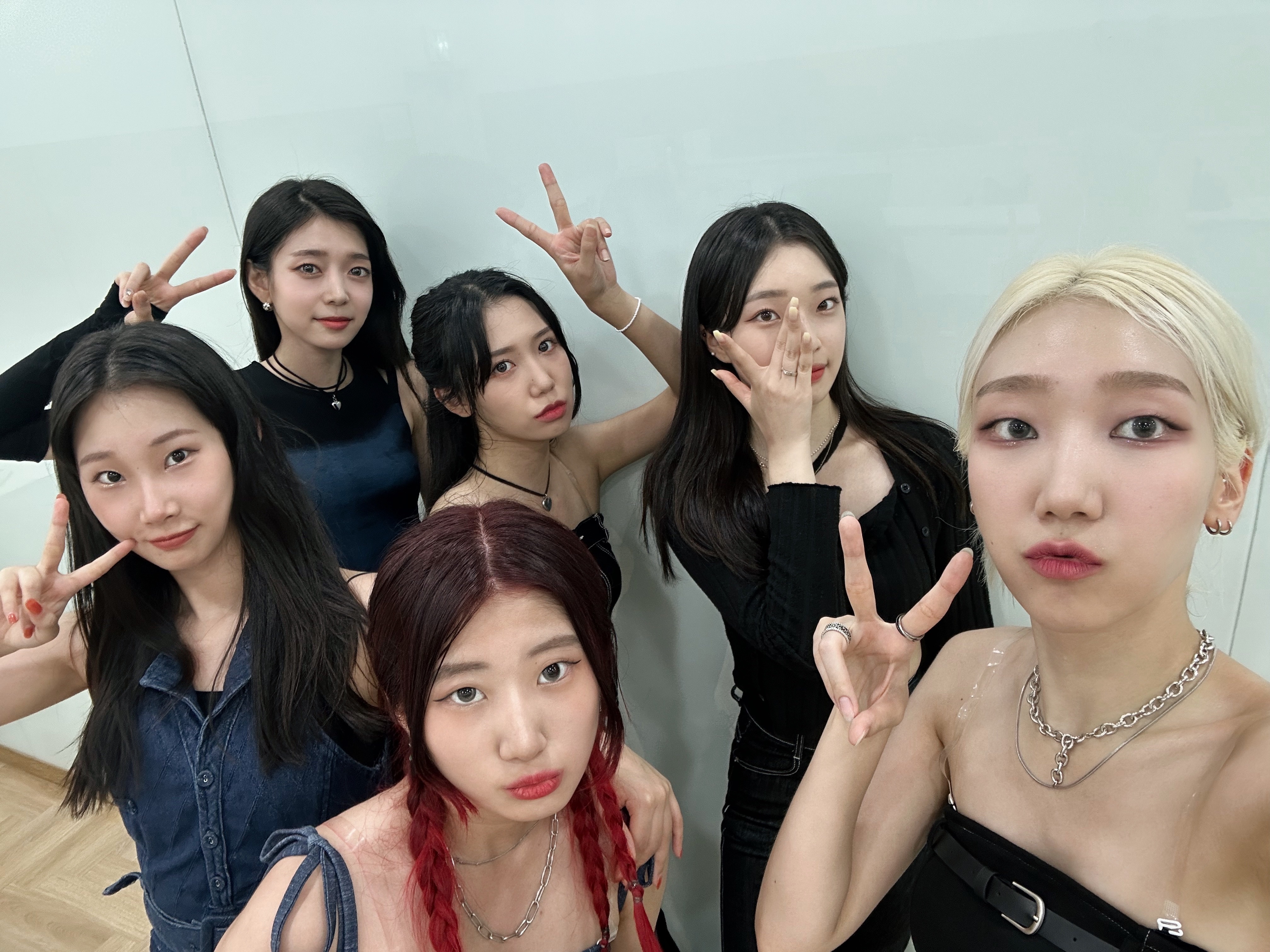 F5Bte5-bIAAPwn5?format=jpg&name=4096x4096