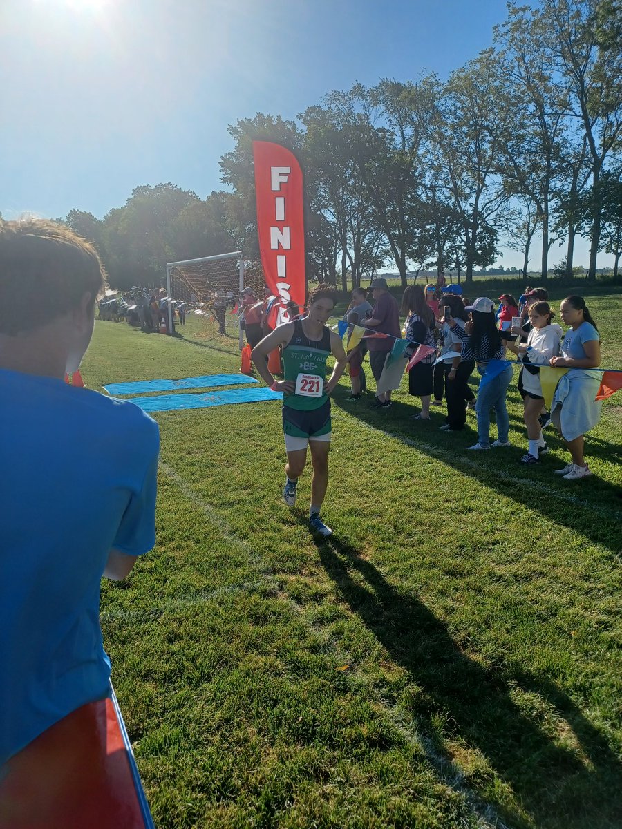 Boys with a great team finish! Johnny 2nd, Xavier 3rd, Olly 4th, Jack 6th, Wyatt 9th, Alec 11th

🥇Elsa
🥈Johnny
🥉Xavier
🥇Boys and Girls finish 1st!

Girls record their first team victory for SMA. Great job ladies! 

<a href="/SMACatholic/">SMA Catholic</a> <a href="/guardian_XC/">SMA Cross Country</a> <a href="/DioceseKCSJ/">Diocese KCSJ</a>