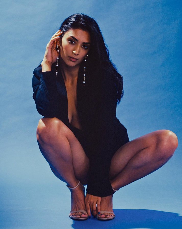 F5BvJzGW4AAb22e?format=jpg&name=900x900