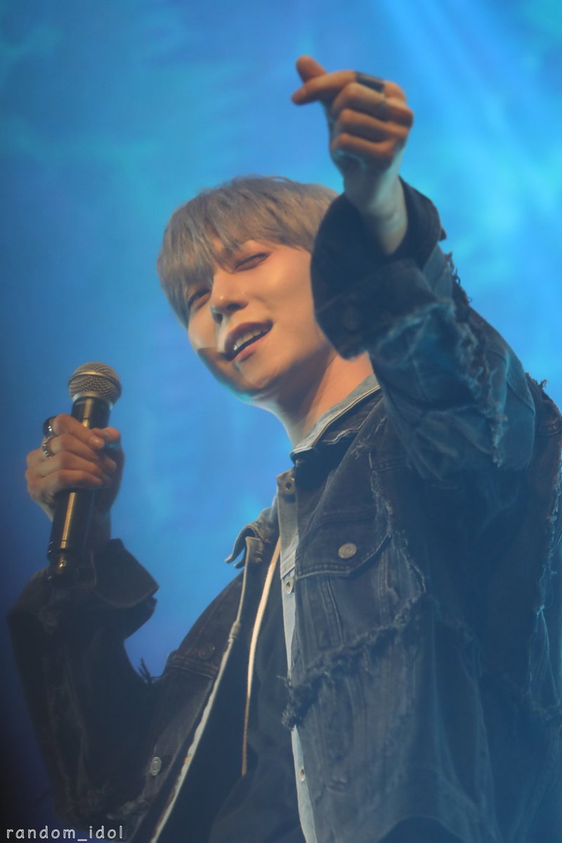 random_idol tweet media