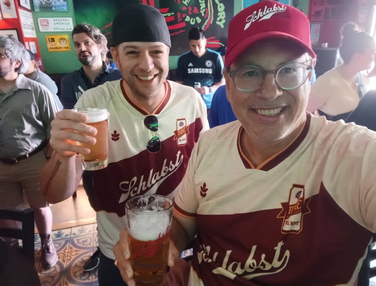 PeterWilt1's tweet photo. Celebrating 🍾 15th Anniversary of @Schlabst with co-creator Robyn and @scottie_cie @thehighbury with recreation of the 1st one at the sacred origin location. https://t.co/fnyTZofBC1
