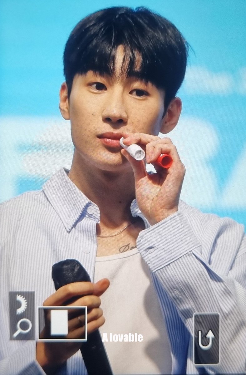 alovable_941224's tweet photo. 230902 메이크스타 팬사인회 PREVIEW

#한승우 #승우 #우야  #HANSEUNGWOO #SEUNGWOO #HSW #WOOYA #スンウ #韩胜宇 https://t.co/n3bbzi3NUo