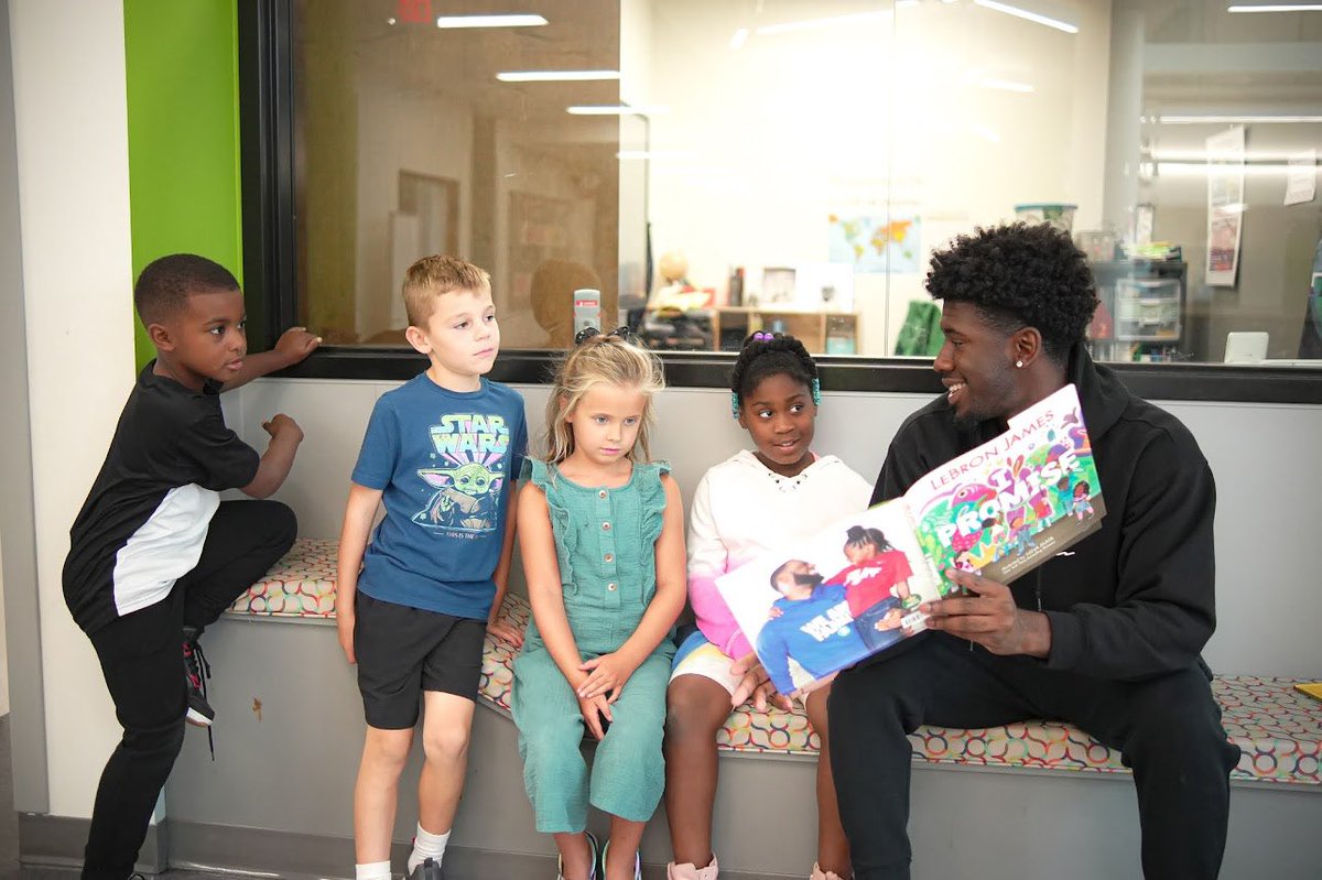 csu_basketball's tweet photo. Excited to continue our partnership with Campus International School! Our guys had a great time reading and interacting with the students earlier this week! 

#HEART | #GoVikes https://t.co/guVQTBARa9