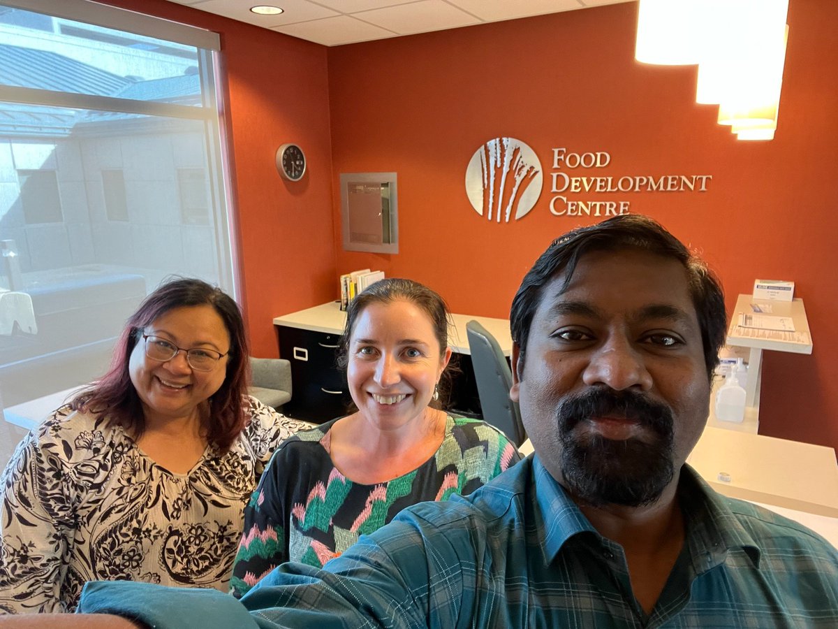 PennyRo25927708's tweet photo. Final days in Canada with @USaskResearch @umanitoba @pulsecanada, food development centre & Roquette. In 2 weeks met 26 people from 16 organisations all connected with the pulse industry and #pulseprotein more specifically. Next stop the USA. #findingthepulse @churchill_trust https://t.co/DokSjUvamj