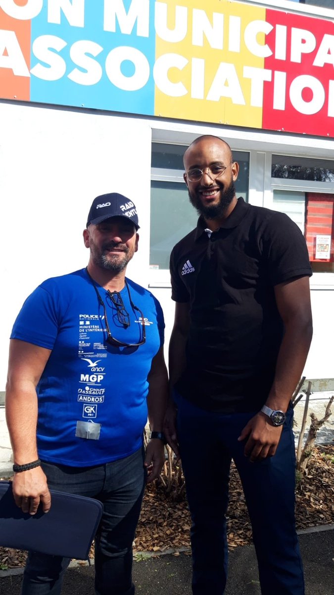 [#Prox] Ce samedi, la ville de <a href="/VilledeMaromme/">Maromme Ma Ville</a> accueillait pour la première fois le <a href="/RaidAventureRAO/">Raid Aventure Organisation</a> avec le dispositif national #Prox !

Une journée de rapprochement #PolicePopulation #jeunes au cœur du #quartier de Binche.

À l'initiative de <a href="/LogeoSeine/">Logeo Seine</a>, et en partenariat avec