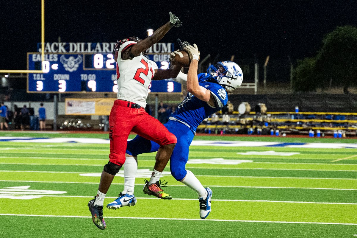 LibertyFBLions's tweet photo. Game pictures from Varsity Liberty vs O'Connor are available for purchase. 

Thank you to volunteers @FlowingDesert  &amp; Christine Andert with @ThePicture_Lady  for the donation of time and resources for these pictures.
#WeAreLiberty @LHSAthletics22 
https://t.co/e9bCUOCCBt https://t.co/21eyNH9L15