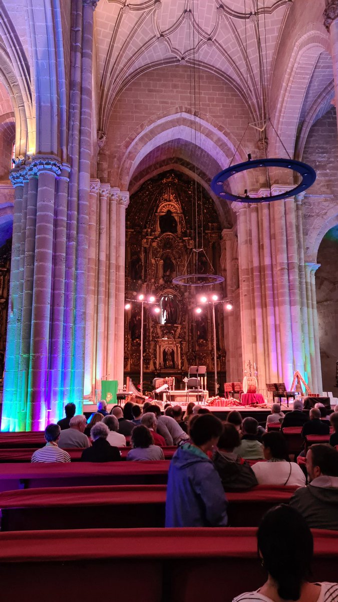 Ibaicl's tweet image. Maravilloso inicio de la #SMADE con Artefactum y su interpretación de la "gula"
En esta edición los siete pecados capitales se podrán escuchar en #Estella #Lizarra 
@cultura_na