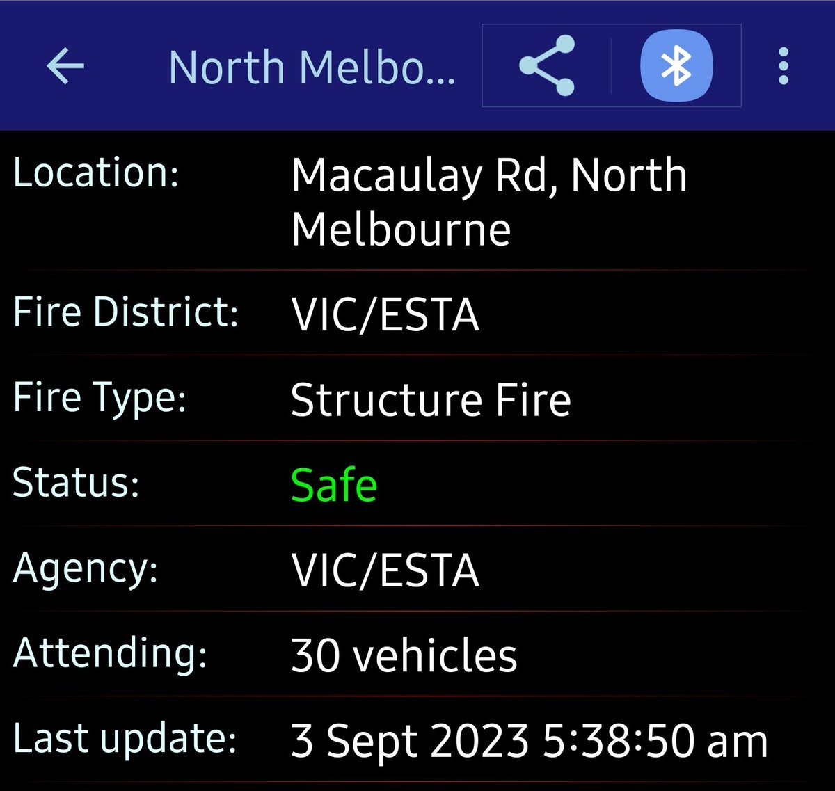 PeakHourImages's tweet photo. Large Fire 🔥 at Macaulay Road, North Melbourne this morning. CityLink have madr changes to the traffic flow and @metrotrains have also bypassed their nearest station. 30 @FireRescueVic appliances on scene. Smoke in area. @sunriseon7 #sun7 @7NewsMelbourne https://t.co/cWfHdOYbr8