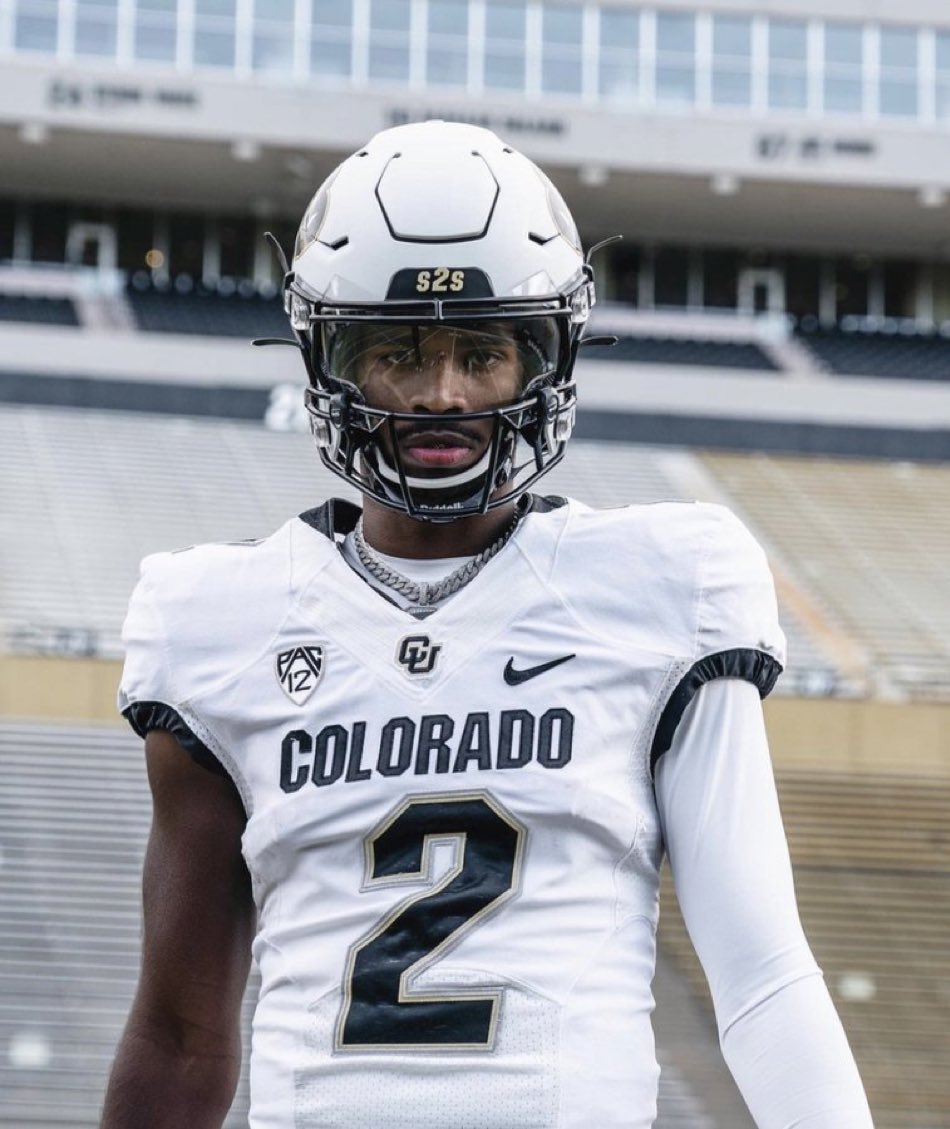 scoutdnfl's tweet photo. 🏆 Shedeur Sanders vs #TCU 

🦬 38/47
🦬 510 Yards
🦬 4 TDs
🦬 0 INTs

Is the #Colorado QB in for a #Heisman campaign? 👇 https://t.co/ozyDJ3pLtc