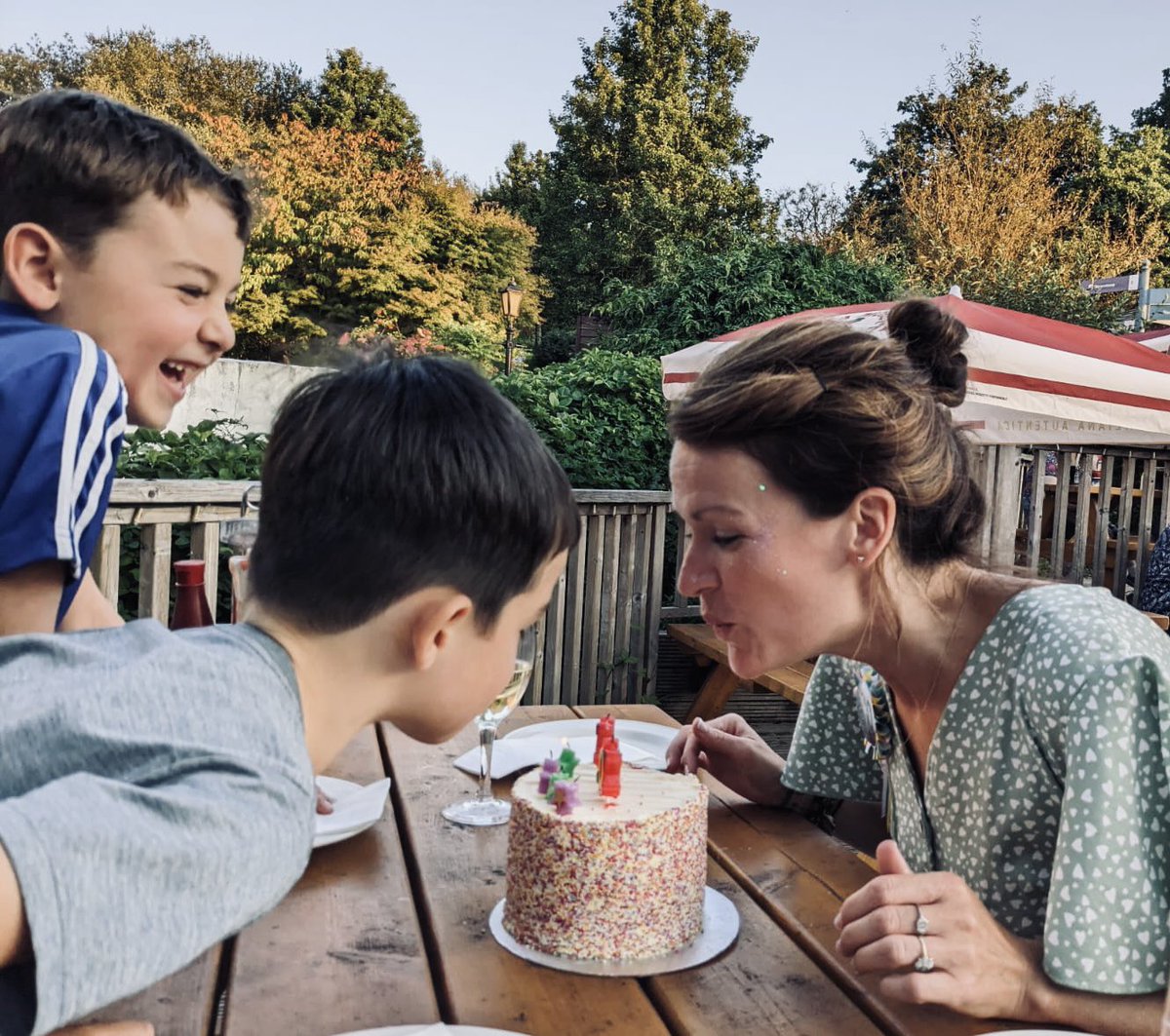 Lisa Whittaker tweet media