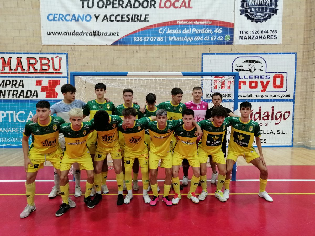 🔵⚪[JUVENIL-DH] El <a href="/Talleresygruas2/">Talleresygruasarroyomanzanares</a> Manzanares FS cae derrotado ante <a href="/JaenFS/">Jaén Paraíso Interior FS</a> por 4-6 en su partido de presentación oficial.
⚽⚽ Manu Guijo
⚽ Jorge
⚽ Chino
#VamosManzanares💙