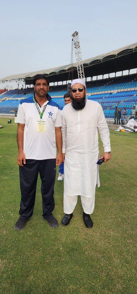asifmahmood089's tweet photo. Muhammad Atiq (Test Scorer) from Sahiwal
He is very professional in his work. Really proud of Sahiwal Division. #multanstadium
#pakistancricket #psl #cricket #babarazam #ShaheenShahAfridi #Muhammarizwan #pakistan #pakistancricketteam #t #worldcup https://t.co/RaWEQIIe4W