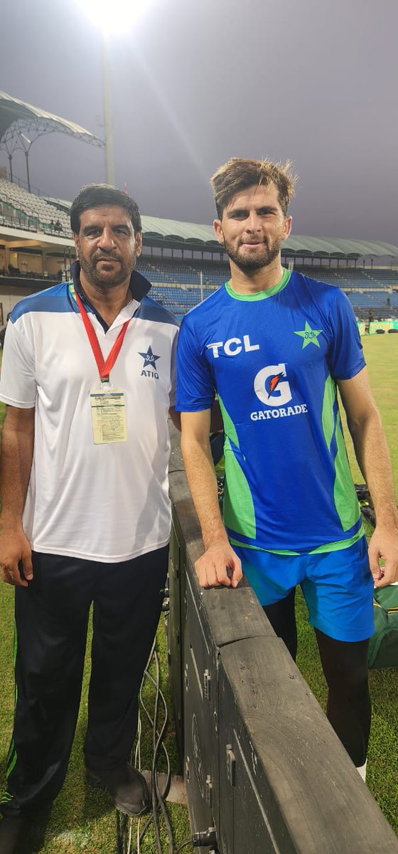 asifmahmood089's tweet photo. Muhammad Atiq (Test Scorer) from Sahiwal
He is very professional in his work. Really proud of Sahiwal Division. #multanstadium
#pakistancricket #psl #cricket #babarazam #ShaheenShahAfridi #Muhammarizwan #pakistan #pakistancricketteam #t #worldcup https://t.co/RaWEQIIe4W