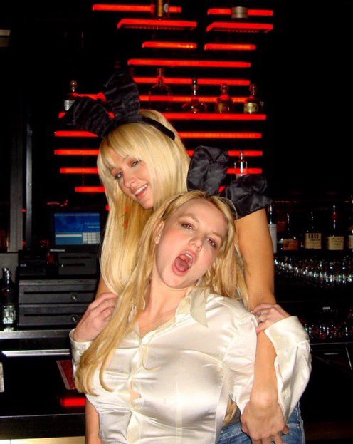 godkneebitch's tweet photo. They both graduated from the university of mother with a degree in cuntology. https://t.co/bny3cmwtbW