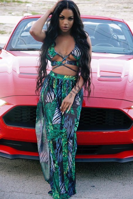 Baddie 💋 https://t.co/g36YmSZMY8<a href="/tag/miami"class="tags"><span>#miami</span></a>