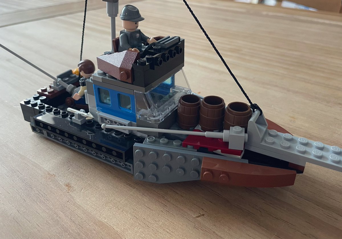 GAZmonkeyboy's tweet photo. @LEGO_Group @LEGOIdeas made a makeshift Orca from Jaws with the box of Lego we have-pretty darn pleased with it for a blag from a mix match of pieces #Jaws #weregonnaneedabiggaboat #shark https://t.co/fgxTRnRyP8