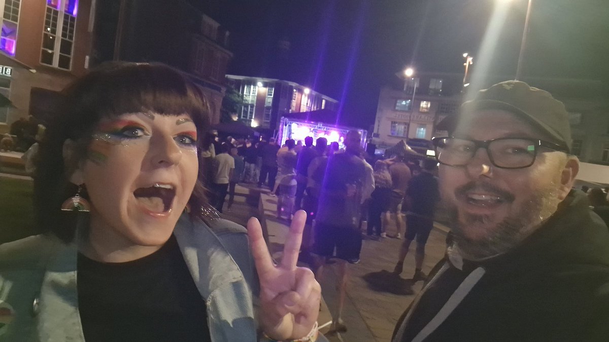 BlackHorseLE2's tweet photo. Well, what a day. 
One of us has been to #football 
One of us has been to #LeicesterPride 

Can you guys which went to where?

Loving #BrewBeat with @KBrasstards https://t.co/k8aNqlO58T