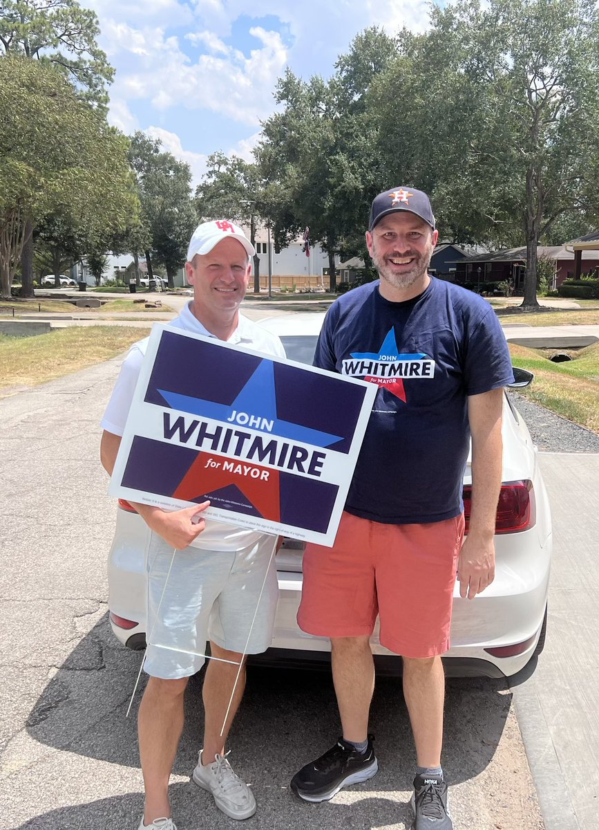 Whit0221's tweet photo. Someone once told me, “campaigns are great- you get to see who your real friends are.” All I can say is #TeamWhitmire has amazing friends. Ready & willing to volunteer on a holiday weekend ❤️💙🤍 https://t.co/m9AmgOVaQm