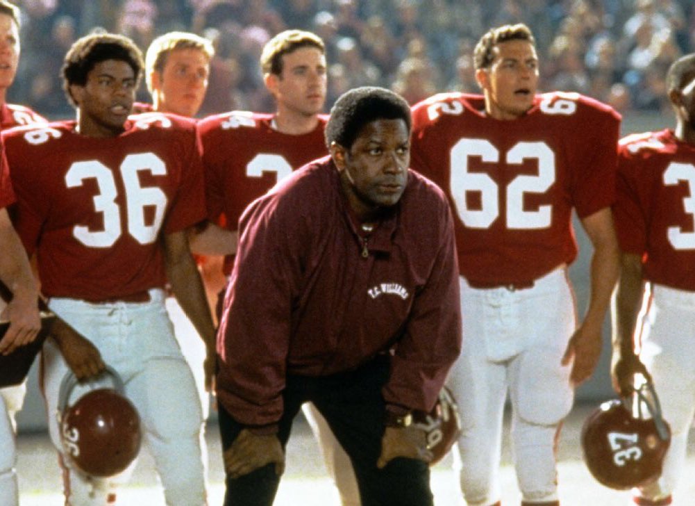 KingJosiah54's tweet image. How they want Deion to look at Colorado vs How Deion look at Colorado