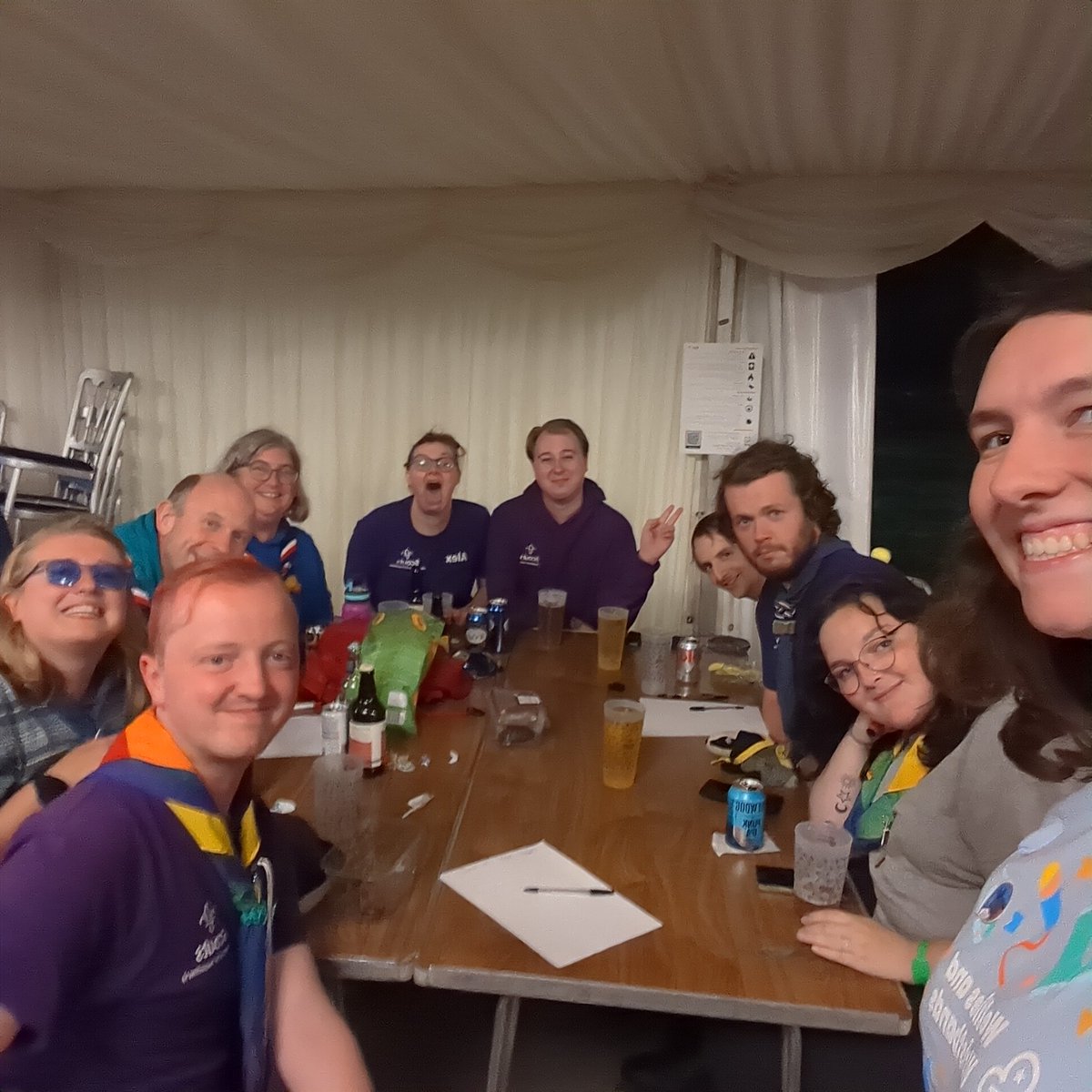 Beckseybabes's tweet photo. @scoutadelic #GillwellReunion Sheffield x SAGGA (The Badgers) at the quiz! https://t.co/mFlp48aBFS