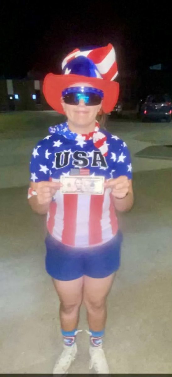CheerEu's tweet photo. Week 2: USA 🇺🇸 
Wow!! We asked and YOU showed up! 
Student Section MVP goes to Sophomore, Gwen Nixon!! 
🏈🇺🇸🦅❤️🤍💙
#shesgotspirit #MVP #USA 

Acknowledge your college is this weeks theme!! It’s rival week, so wear that gear proudly this week! 🔴🟡〰️⚫️🟡〰️🟣🟡 https://t.co/XyuAHvyGbx