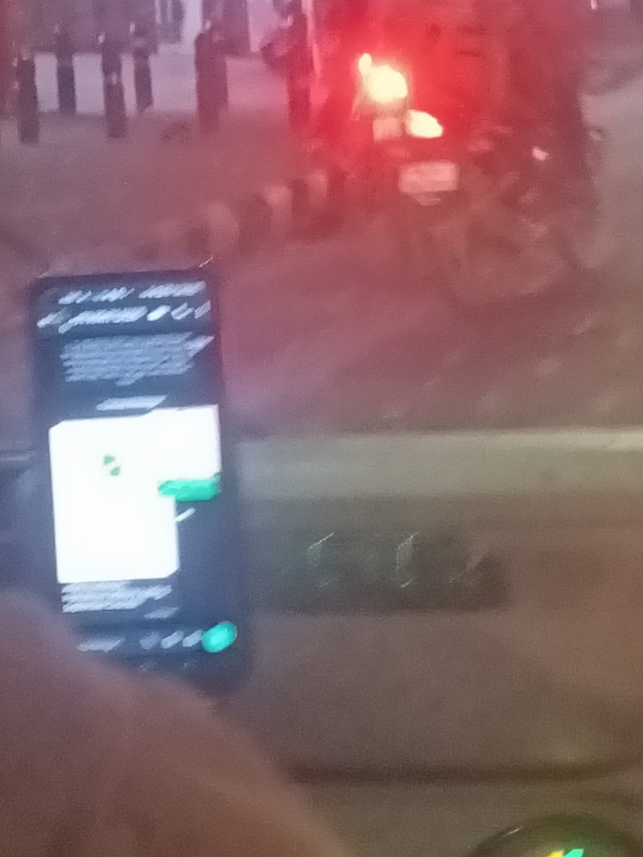 adithya3432's tweet photo. Safety standards followed in @Uber @Uber_India Driver constantly kept texting on WhatsApp despite us asking him not to use it while driving. https://t.co/z5CGwcIACj