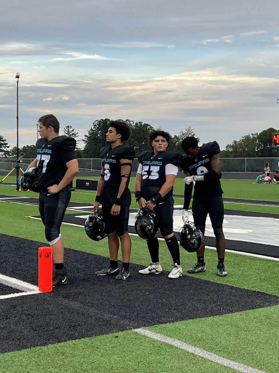 SKG_Athletics's tweet photo. Another Friday night lights for SKG. Another kickoff return for a TD. Another day of growth. #superhero #4theSKG @SKG_Football @SKG_TheShadow https://t.co/Eq3dDKt4wU