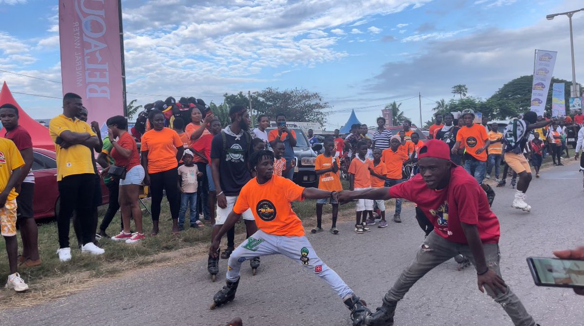 news_ghana's tweet photo. Cape Coasters celebrate ten years of Orange Friday #Travel #CapeCoasters #GNA #grandstyle #tenyearsofOrangeFriday https://t.co/9BWRDwYTco https://t.co/OEusKVtWhA
