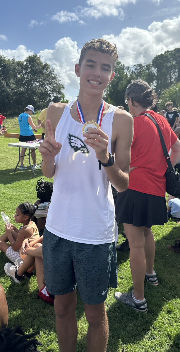 Congratulations to our cross country runners for a strong race at Jekyll Island Invitational. Congrats especially to Jameson Pifer who won the overall race with a time of 15:52! <a href="/CHHS_Sports/">AD@TheHill</a> <a href="/collinshill/">Collins Hill High</a> <a href="/StephenPifer/">Stephen Pifer</a>