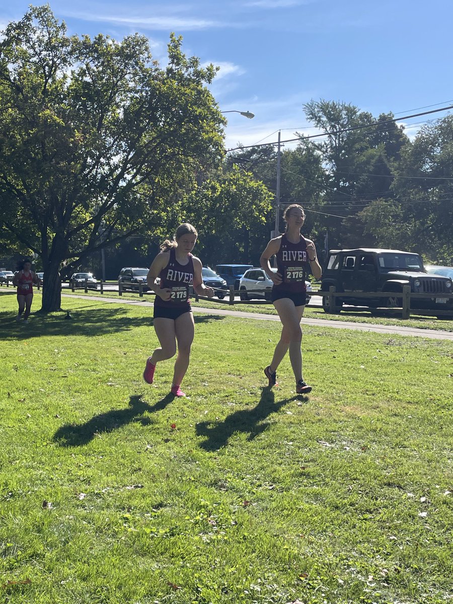 Angela_Lilley4's tweet photo. Rocky River JV Girls XC finish 4/14 teams in the Open race at the Mentor Cardinal Classic! Proud of all of your strong racing today! River girls running strong🏃‍♀️🏃‍♀️🏃‍♀️💪💪💪 ⁦@rrhsgirlsxc⁩ ⁦@RRHSBoysXC⁩ ⁦@RRCSActivities⁩ https://t.co/Fop29bBVNU