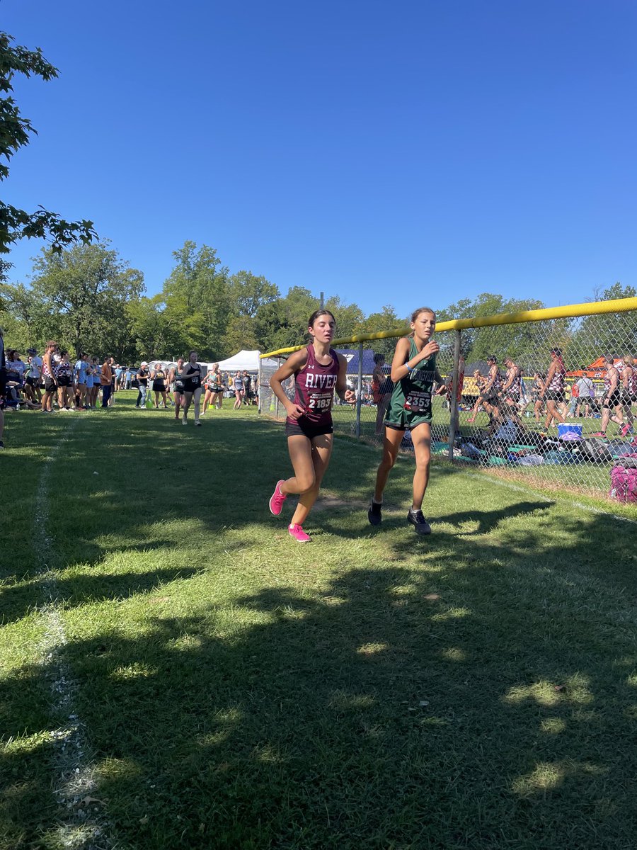 Angela_Lilley4's tweet photo. Rocky River JV Girls XC finish 4/14 teams in the Open race at the Mentor Cardinal Classic! Proud of all of your strong racing today! River girls running strong🏃‍♀️🏃‍♀️🏃‍♀️💪💪💪 ⁦@rrhsgirlsxc⁩ ⁦@RRHSBoysXC⁩ ⁦@RRCSActivities⁩ https://t.co/Fop29bBVNU