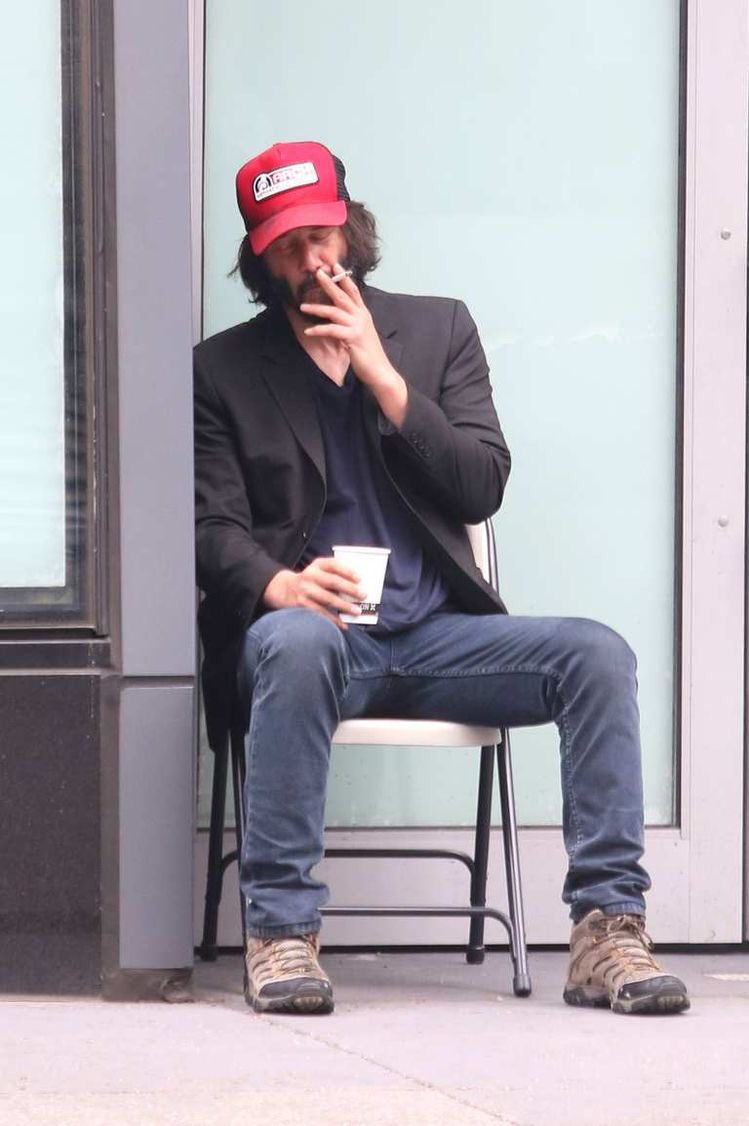 CryptoWolfManTR's tweet photo. Keanu Reeves: ''Derin bir yalnızlık hissediyorum..'' https://t.co/rGjar923iP