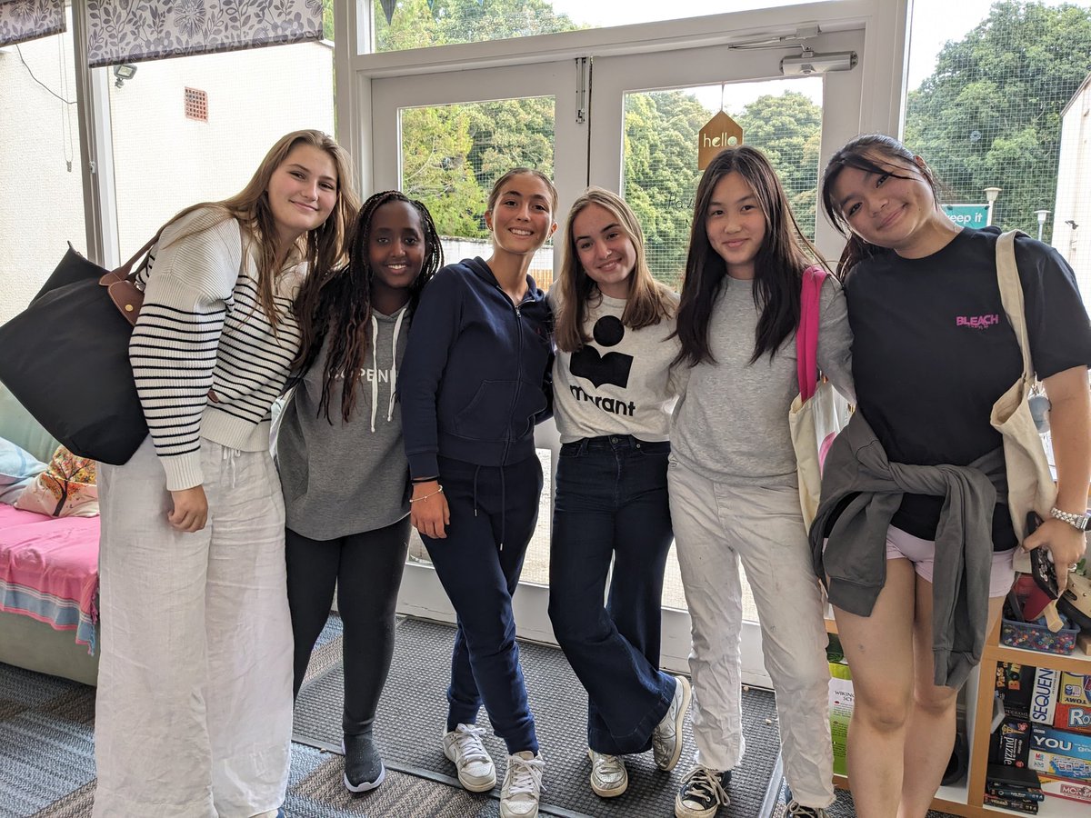 HopemanHouse's tweet photo. And the first weekend has started! Well done to everyone for a fabulous first week of school completed! This is some of year 12 off for a walk to the local shop in Duffus - the tiny but very useful DPO. https://t.co/ebrGYfjbEs