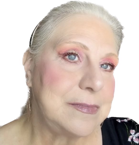 hometelecommute's tweet photo. Happy Weekend, Happy September! Weekend Makeup Look. ππΈπβοΈπ #SaturdayThoughts #september2023 #WeekendVibes #makeuplook #weekendmakeup #makeuplookfortheday #youtubechannel https://t.co/pBQt159yBg
