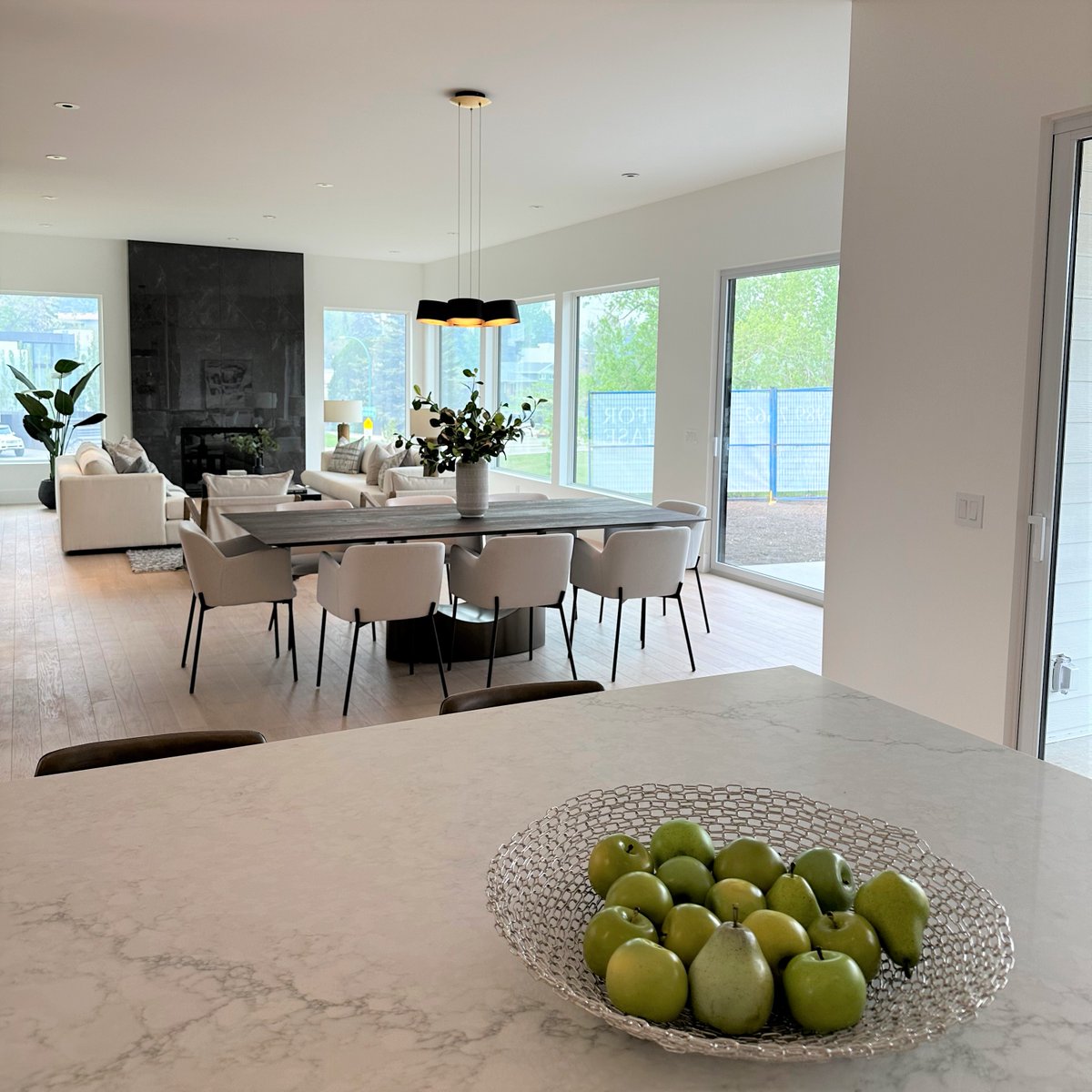 DEKORA Staging tweet media